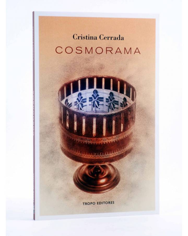 Cubierta de COSMORAMA (Cristina Cerrada) Tropo 2015