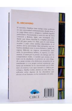 Contracubierta de EL ARCHIVERO (Martha Cooley) Circe 2000