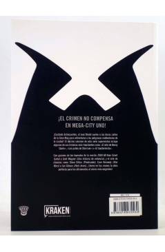 Contracubierta de JUEZ DREDD ARCHIVOS COMPLETOS 10 (Vvaa) Kraken 2020. 2000 AD